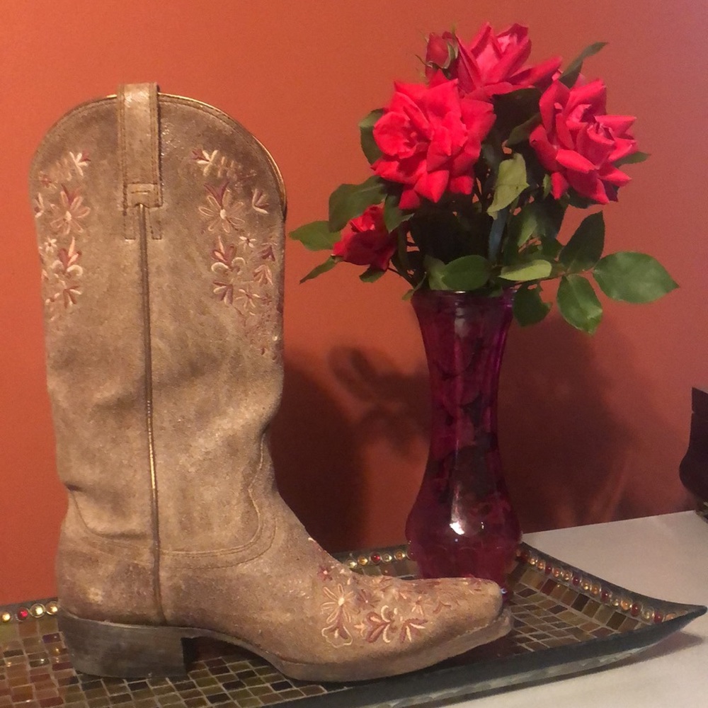 Ariat Women's Ardent Floral Western Cowboy Boot 8